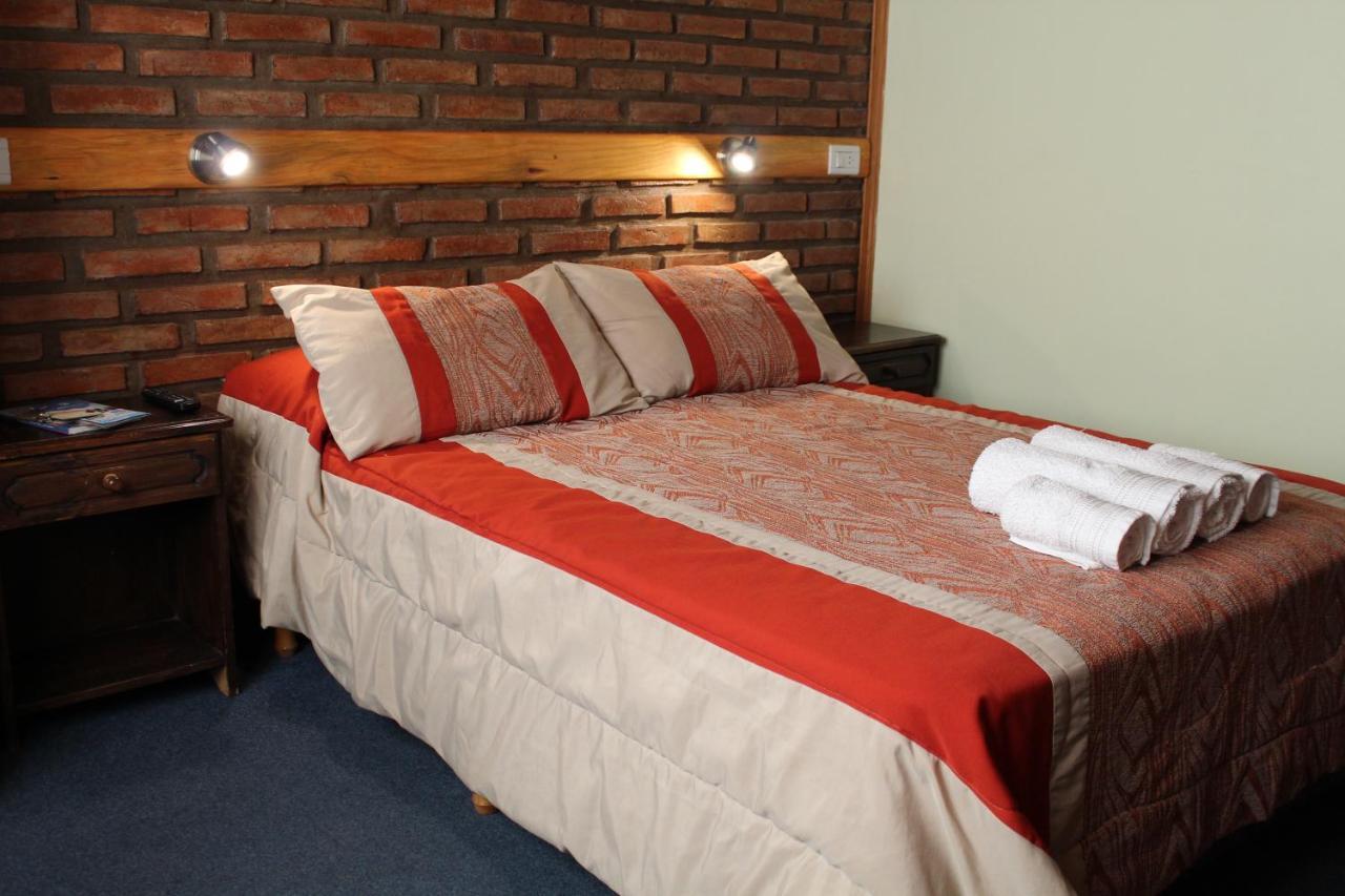 Hostería Los Ñires El Calafate Exterior foto